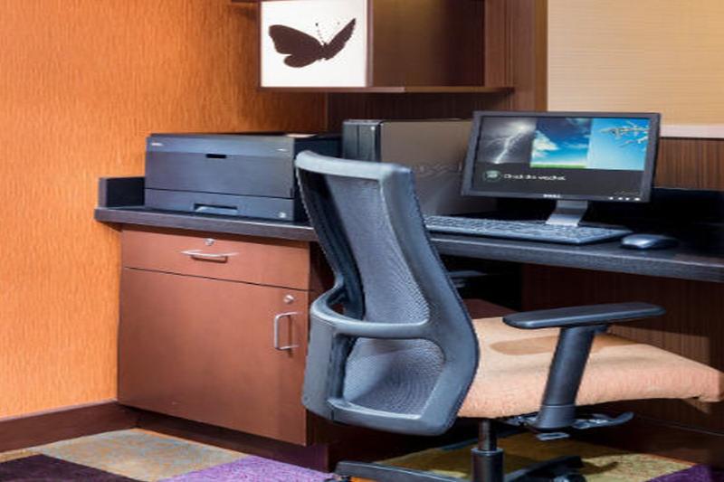 Fairfield Inn & Suites Λίνκολν Εξωτερικό φωτογραφία